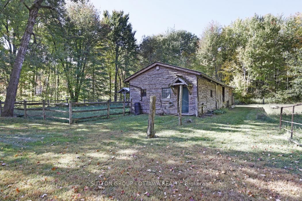 Listing Image 48