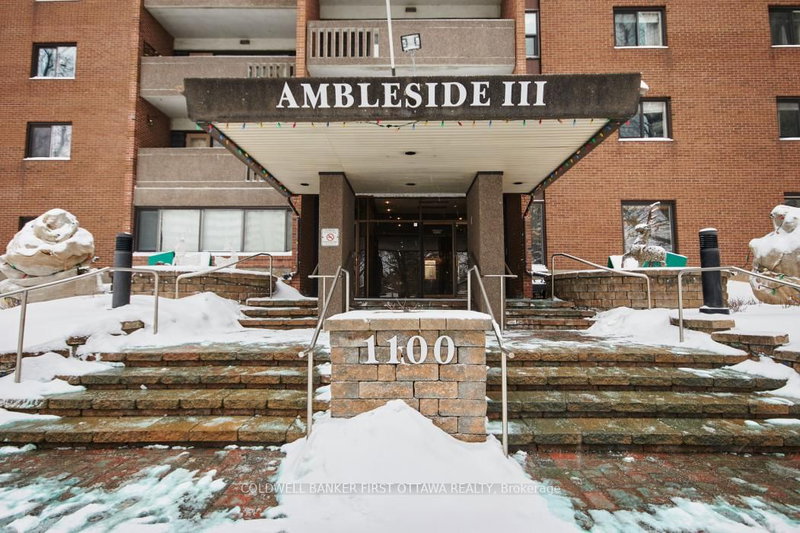 1107 - 1100 Ambleside Dr, Ottawa, K2B 8G6 | Image 3