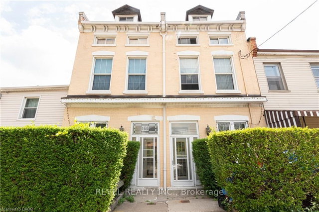 166-168 Macnab Street N