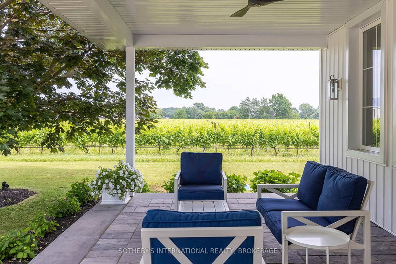 1219 Lakeshore Rd, Niagara-on-the-Lake, L0S 1J0 | Image 3