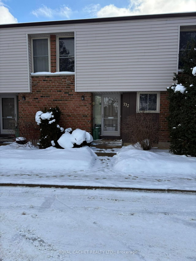 36 - 732 FANSHAWE PARK Road E