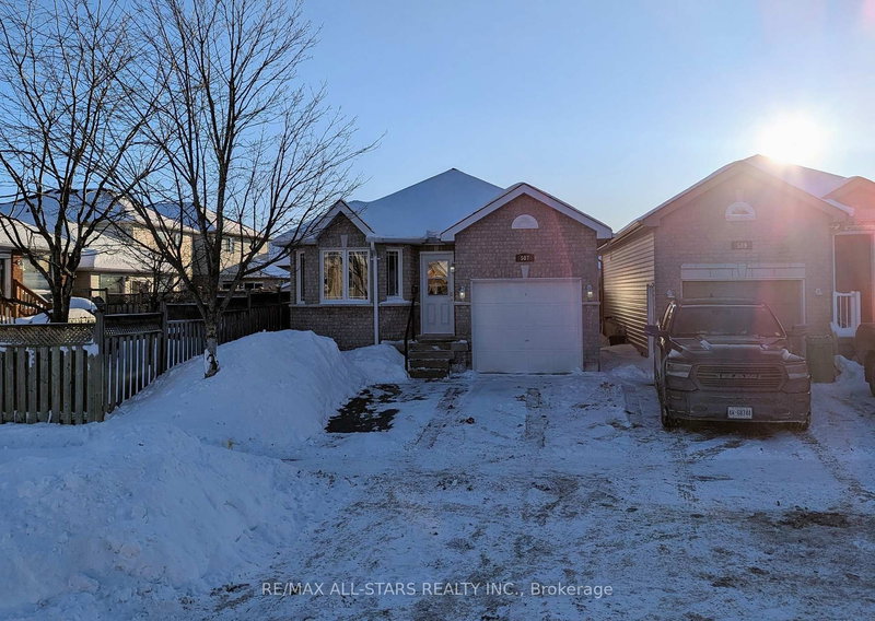 507 Clancy Cres, Peterborough, K9K 2S1 | Image 2