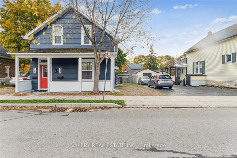 Lower - 245 Church St S, Cambridge, N3H 1W7 | Image 2