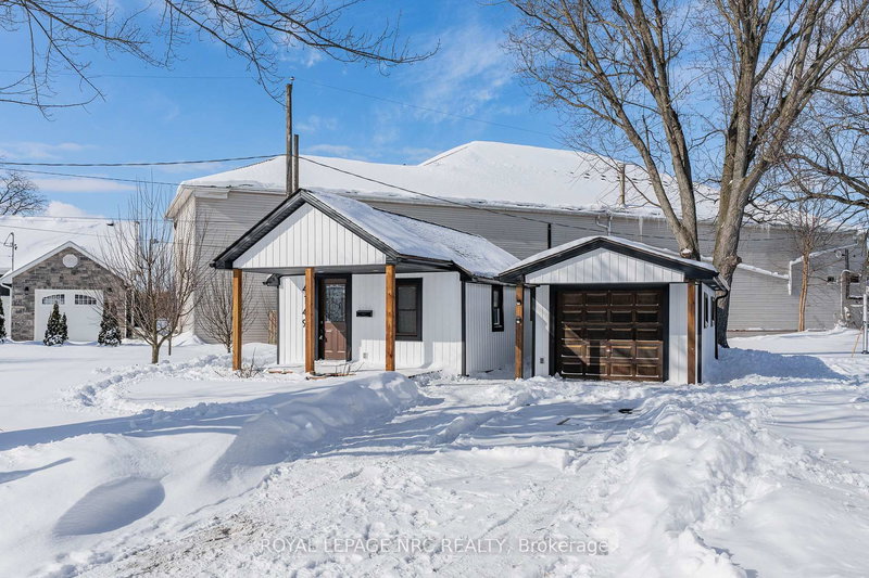 home for sale on 4149 Welland Street