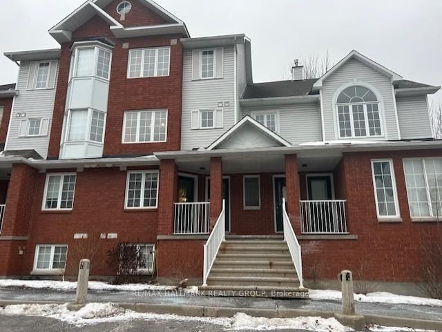 home for lease on E-112 Centrepointe Drive