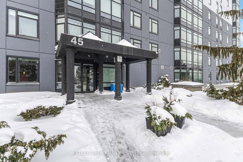 902 - 45 Pond Mills Rd, London South, N5Z 4W5 | Image 3