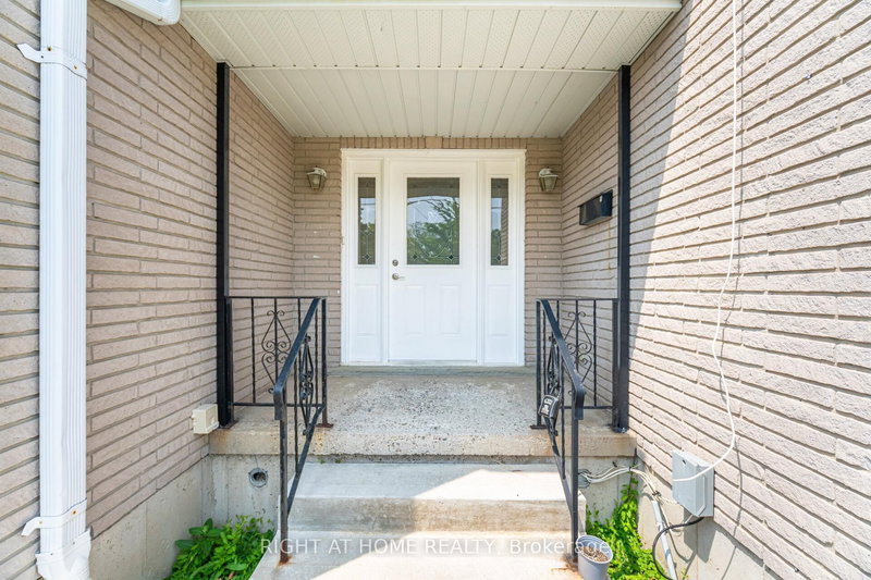 50 Albemarle St, Brantford, N3S 4N6 | Image 3