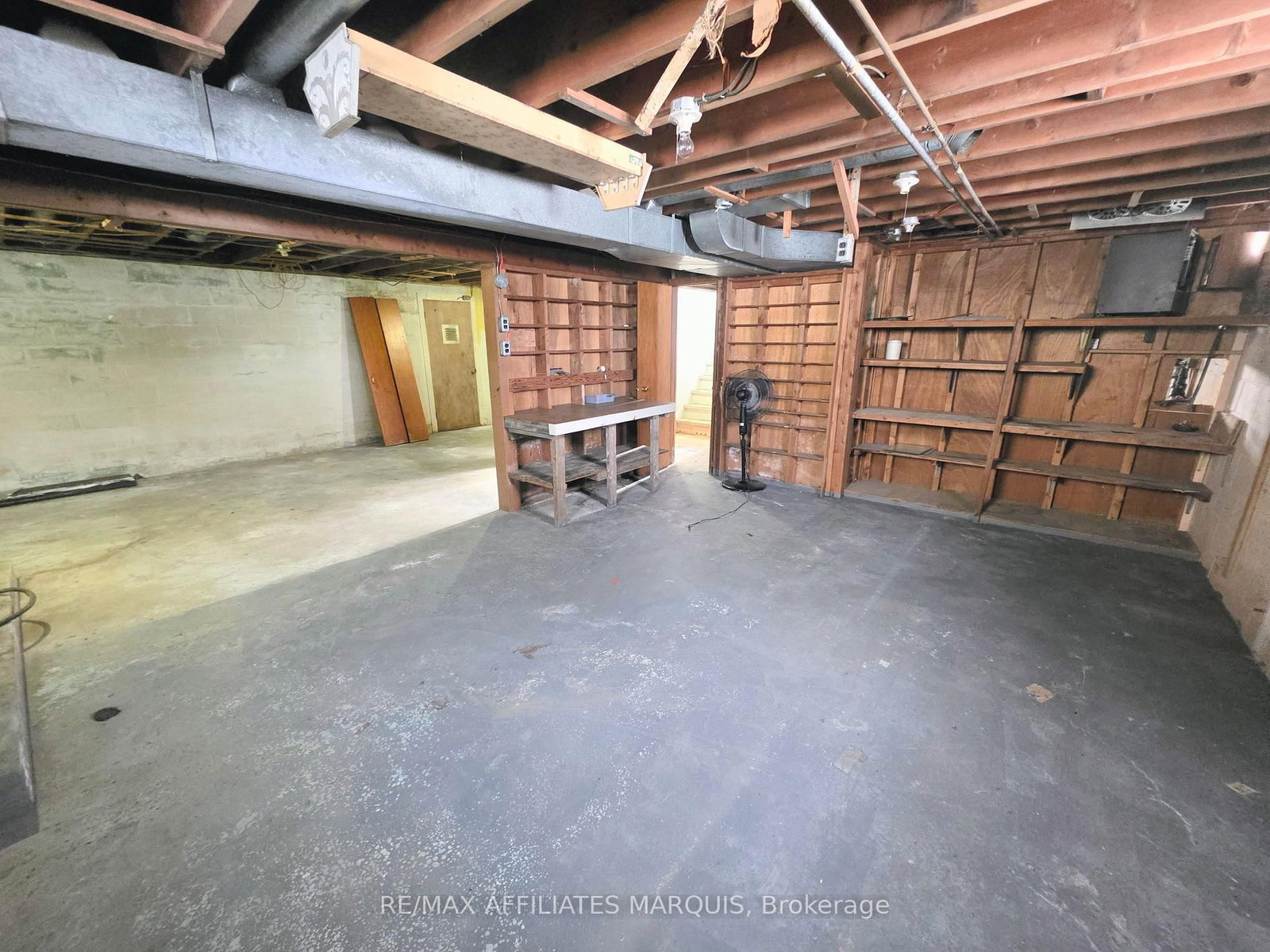 Listing Image 40
