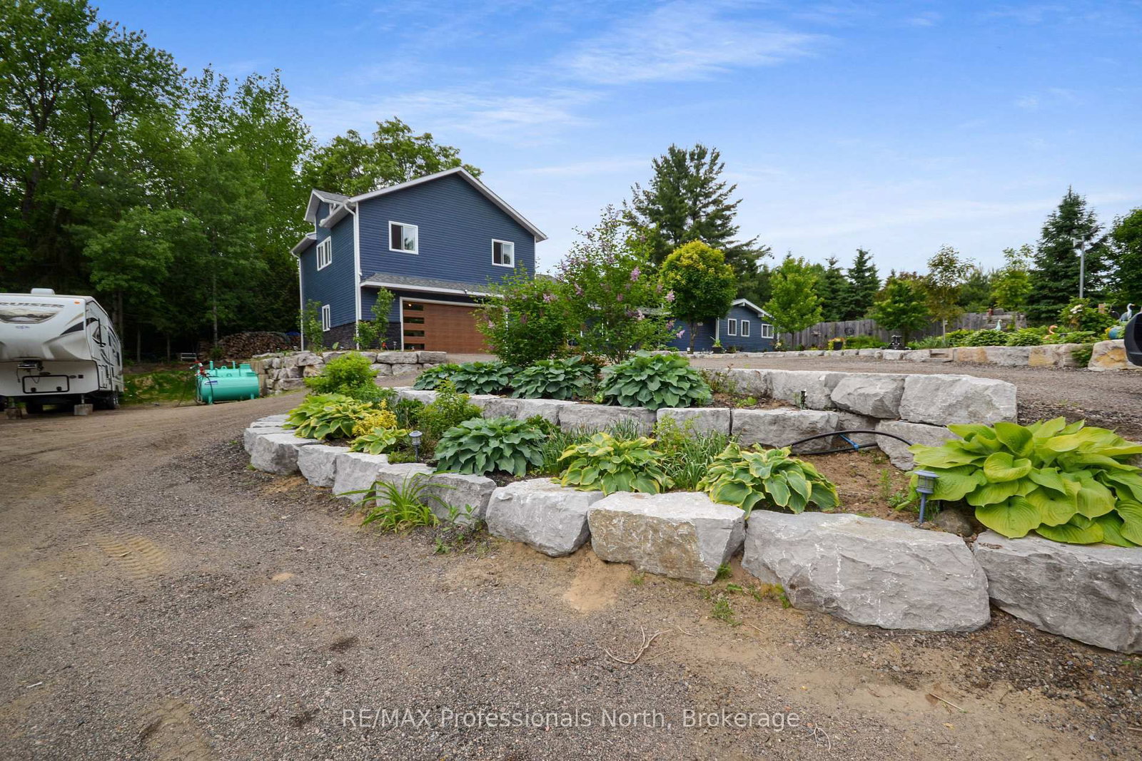 Listing Image 32