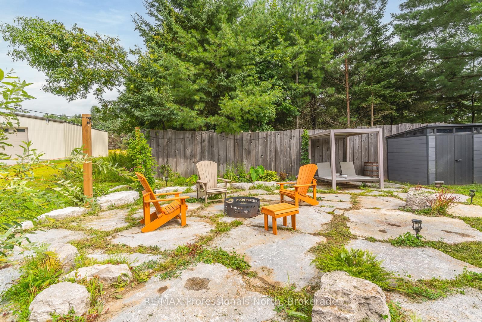 Listing Image 44