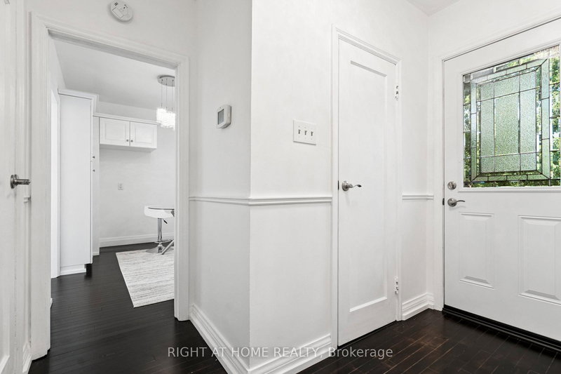 105 Glenridge Ave, St. Catharines, L2R 4X5 | Image 2