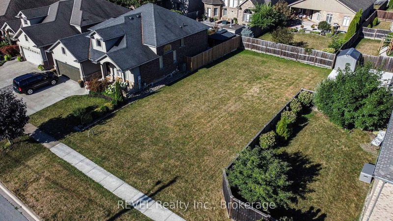 home for sale on 201 First Street Louth null