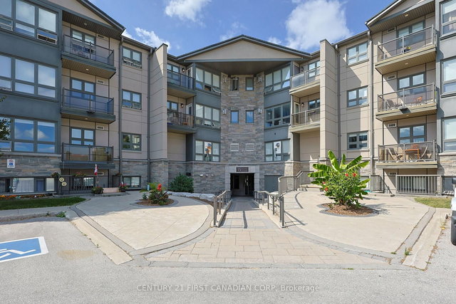 215 - 15 Jacksway Crescent