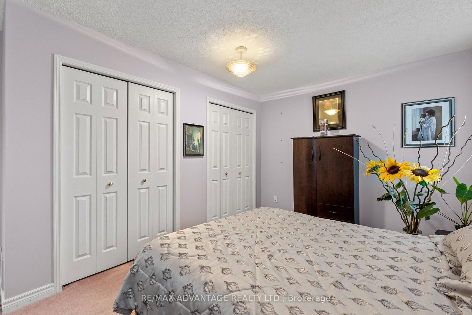 Detached House for sale at 122 Barrydale Crescent, London North, Ontario, N6G 2X6 - North I - MLS: X12764872