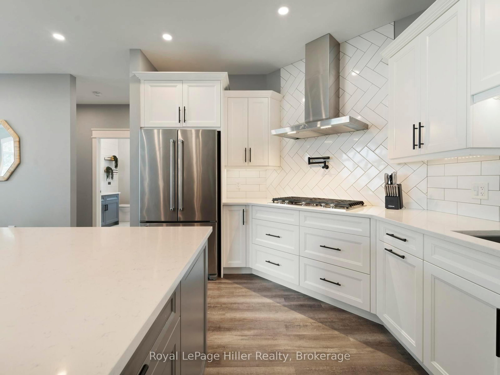 Detached House for sale at 72431 Bluewater Highway, Bluewater, Ontario, N0M 2T0 - Hay - MLS: X12765058