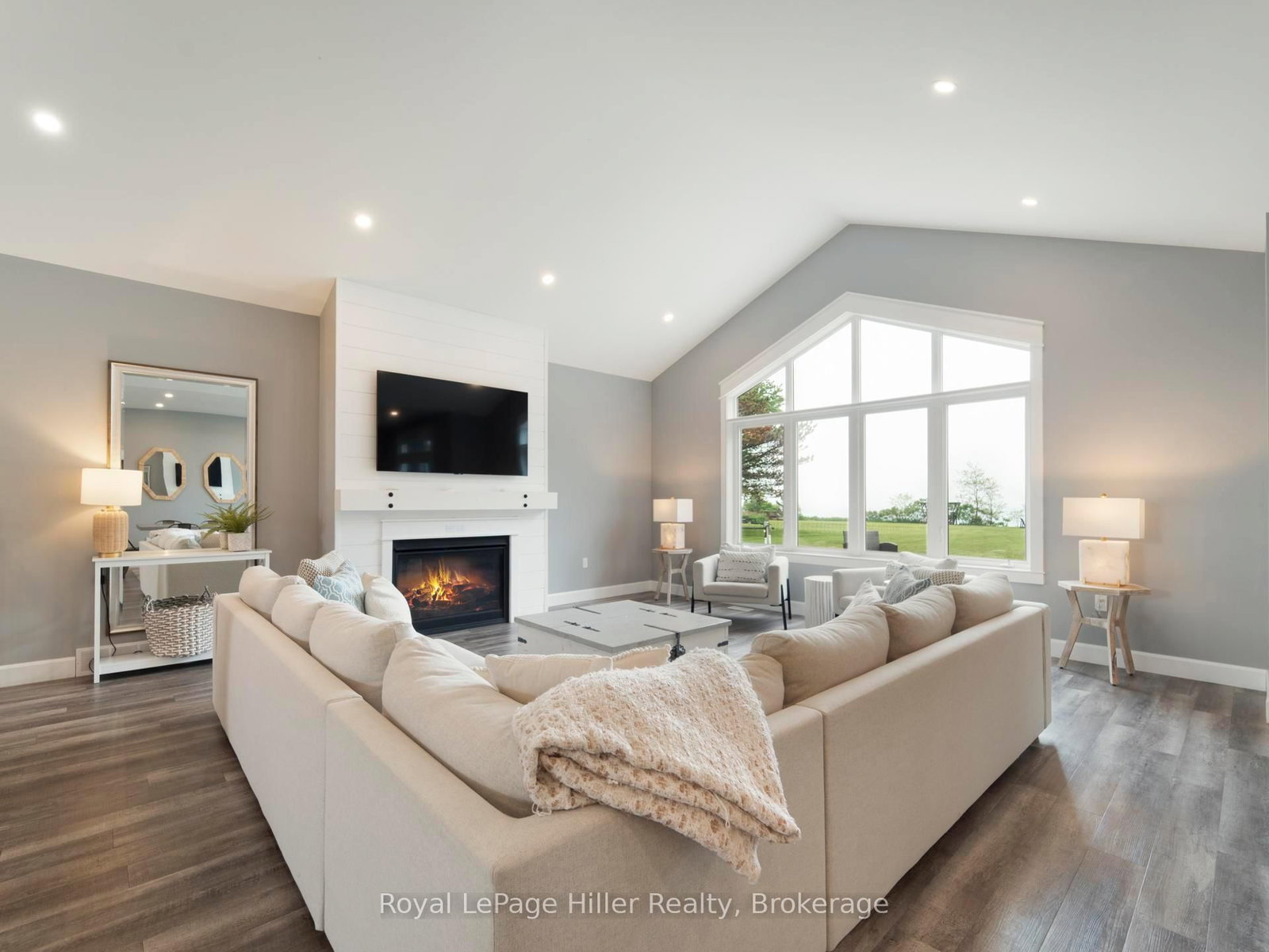 Detached House for sale at 72431 Bluewater Highway, Bluewater, Ontario, N0M 2T0 - Hay - MLS: X12765058