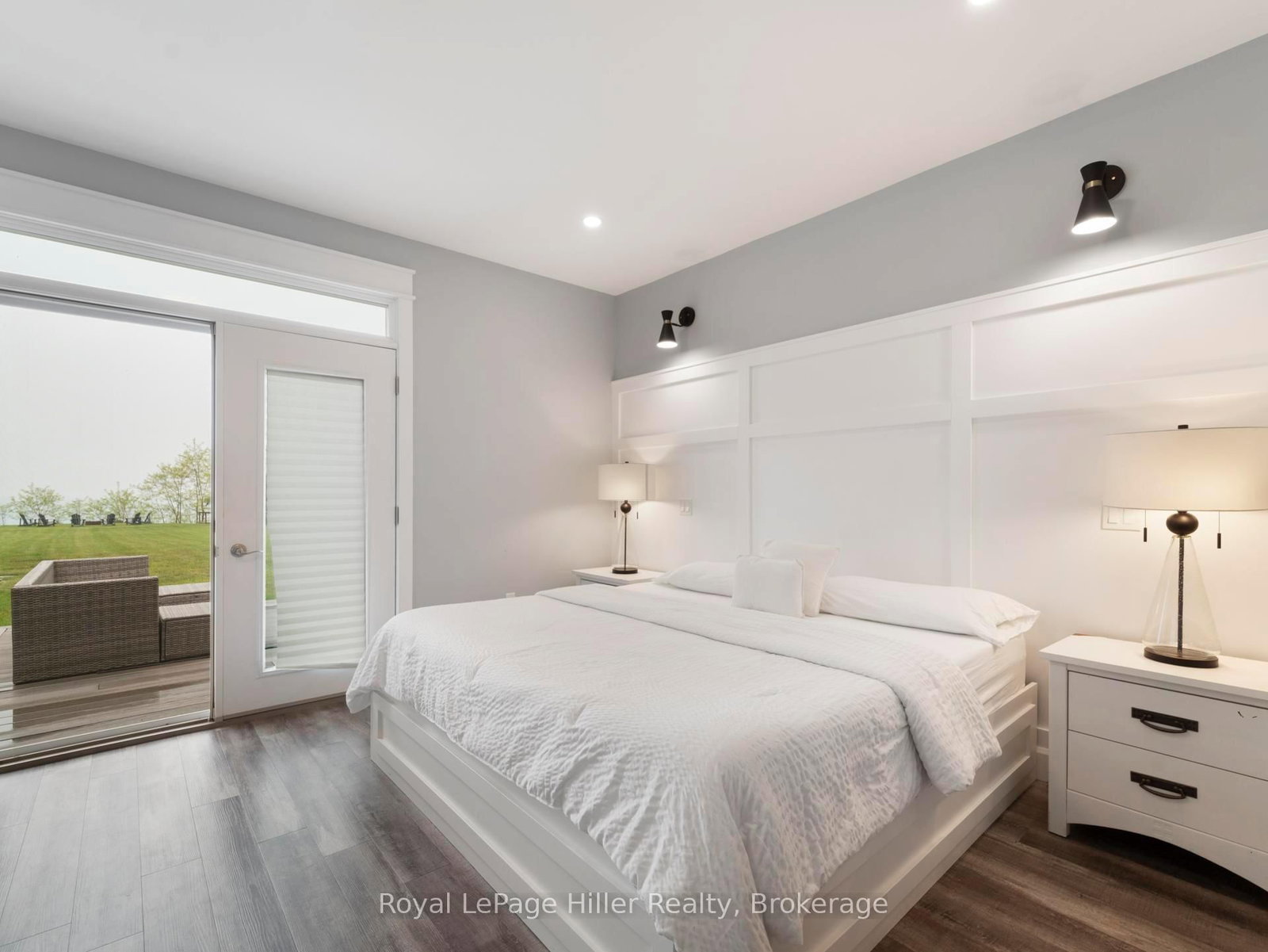 Detached House for sale at 72431 Bluewater Highway, Bluewater, Ontario, N0M 2T0 - Hay - MLS: X12765058