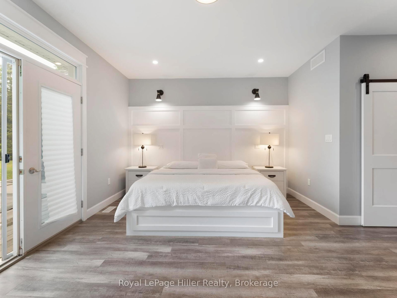 Detached House for sale at 72431 Bluewater Highway, Bluewater, Ontario, N0M 2T0 - Hay - MLS: X12765058