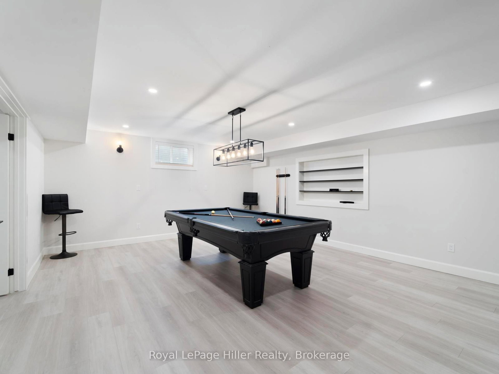 Detached House for sale at 72431 Bluewater Highway, Bluewater, Ontario, N0M 2T0 - Hay - MLS: X12765058