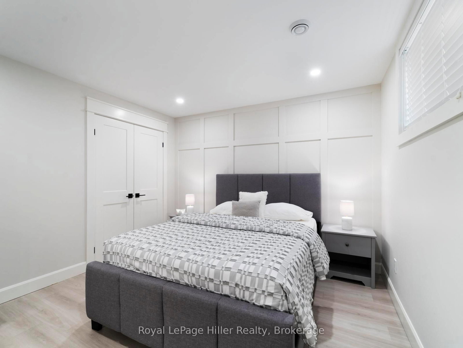 Detached House for sale at 72431 Bluewater Highway, Bluewater, Ontario, N0M 2T0 - Hay - MLS: X12765058