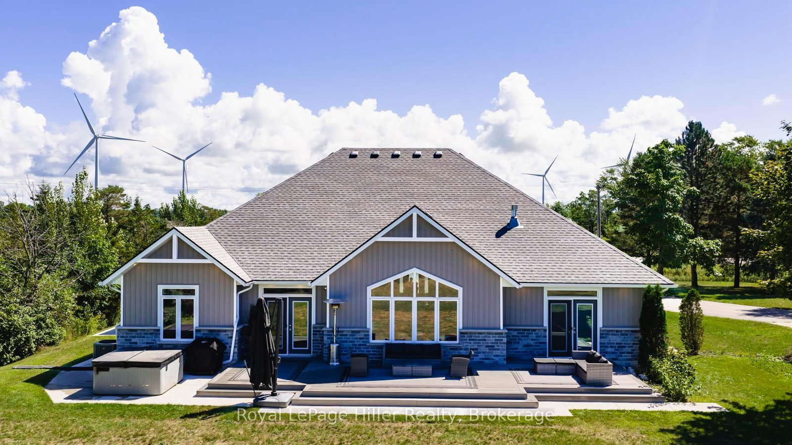 Detached House for sale at 72431 Bluewater Highway, Bluewater, Ontario, N0M 2T0 - Hay - MLS: X12765058