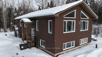 522 Hart Rd | Callander | Image