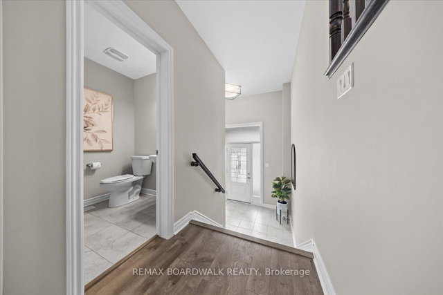 60 Malachigan Crescent