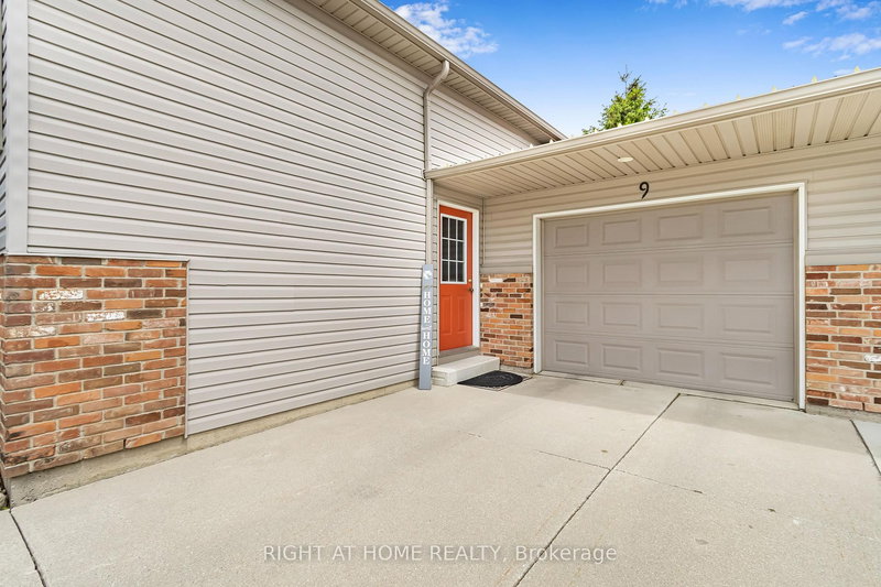 9 Discovery Crt, Chatham-Kent, N7L 0A3 | Image 3