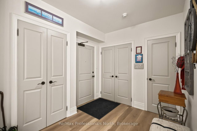 302 - 391 James Street W