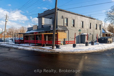 152 Grenfell Street — photo 3