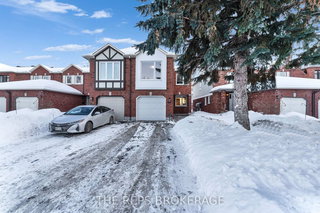 64 Hunterswood Crescent