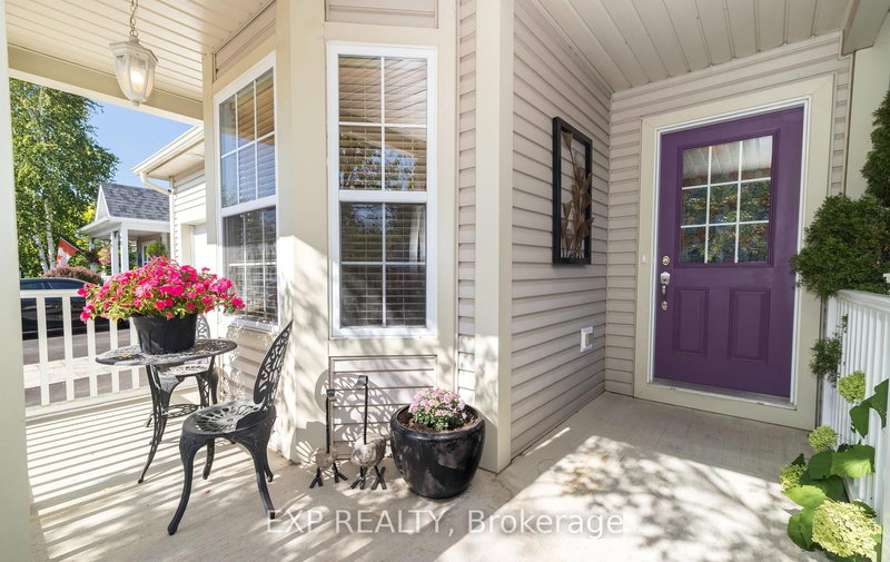 105 Hampson Cres, Guelph/Eramosa, N0B 2K0 | Image 2