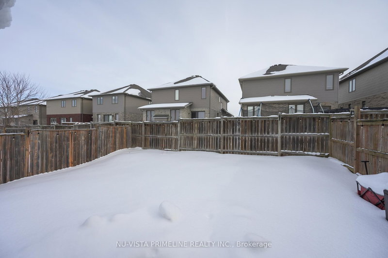 570 Bluebell Rd, London North, N5X 4L2 | Image 3