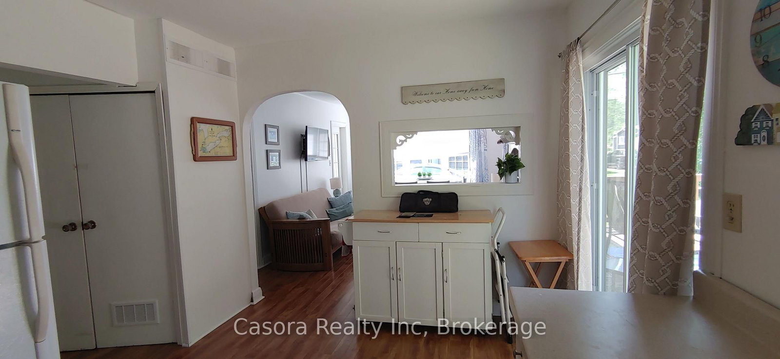 Detached House for sale at 322 Oxford Avenue, Fort Erie, Ontario, L0S 1B0 - Crystal Beach - MLS: X12767374