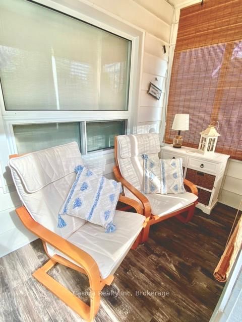 Detached House for sale at 322 Oxford Avenue, Fort Erie, Ontario, L0S 1B0 - Crystal Beach - MLS: X12767374