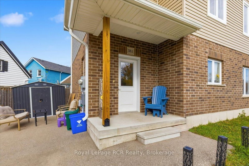 38 Cobourg Lane, Stratford, N5A 1E7 | Image 2