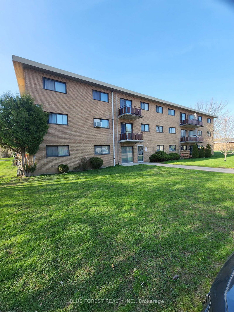 home for sale on 309-1830 Dumont Street