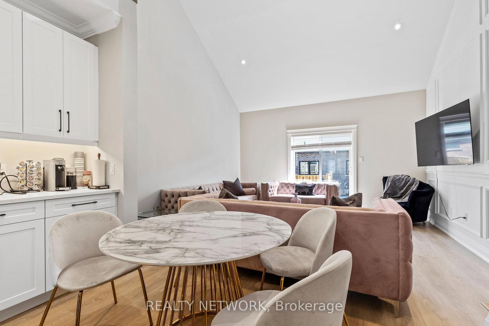 24 Tamarack Way • Norfolk, ON photo 10