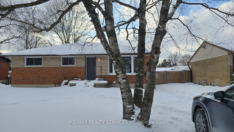 1183 Farnsborough Cres, London East, N5V 2L7 | Image 2