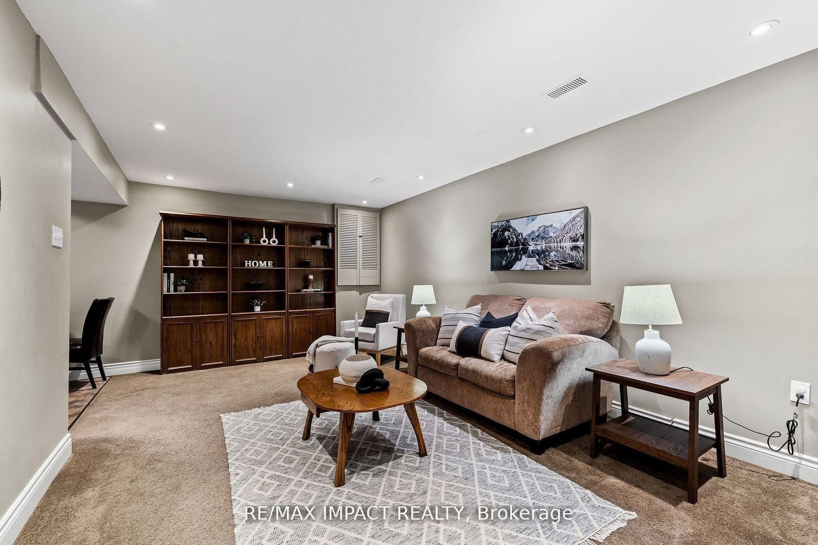 Detached House for sale at 1158 Weller Street, Peterborough, Ontario, K9J 7M8 - Monaghan Ward 2 - MLS: X12769118