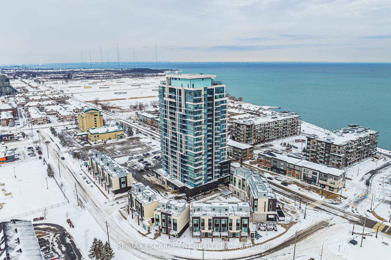 385 Winston Road, Unit 1710 - Photo 3