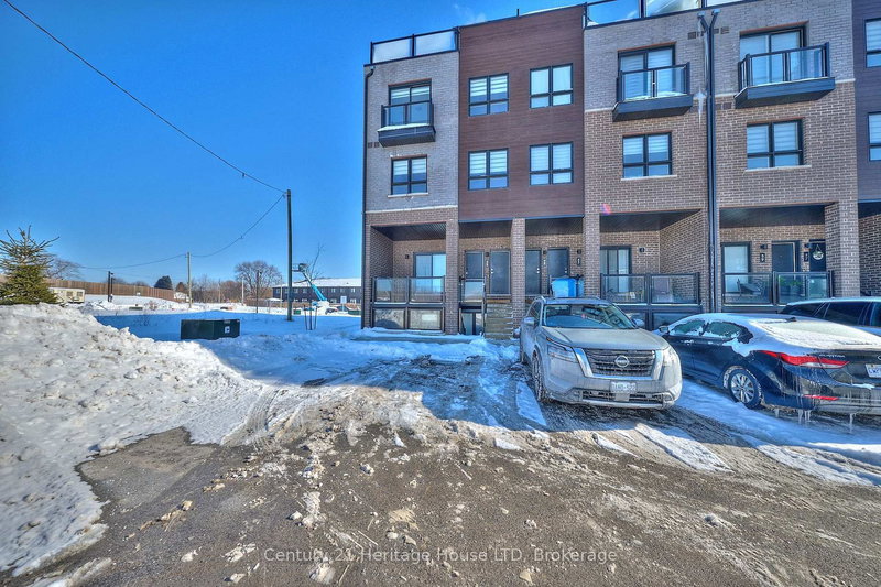 home for lease on 55-6705 Cropp Street