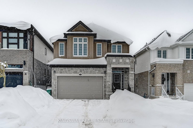 520 Nathalie Cres, Kitchener, N2E 0C9 | Image 2