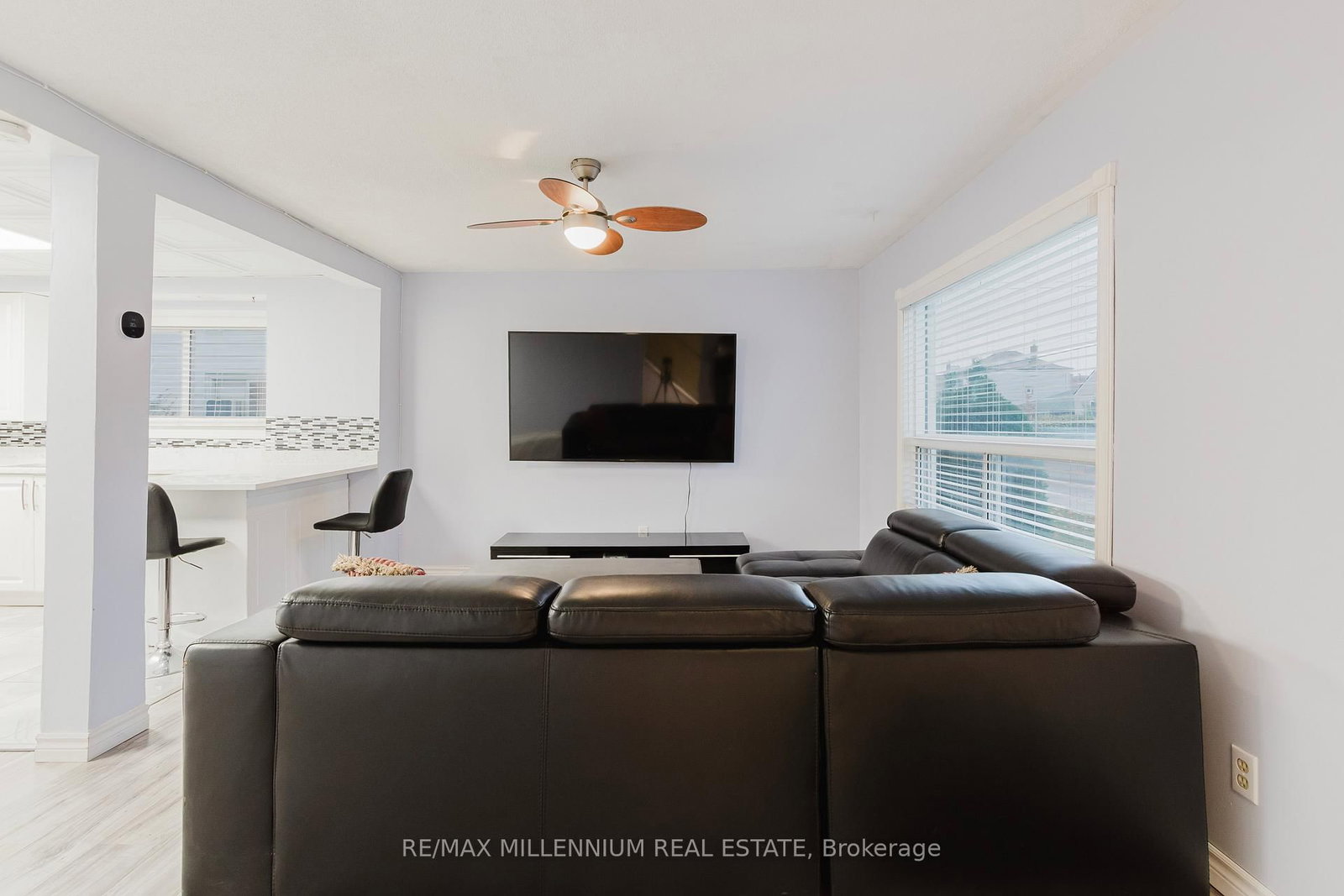 Detached House for sale at 50 East 33rd Street, Hamilton, Ontario, L8V 3T1 - Raleigh - MLS: X12769828