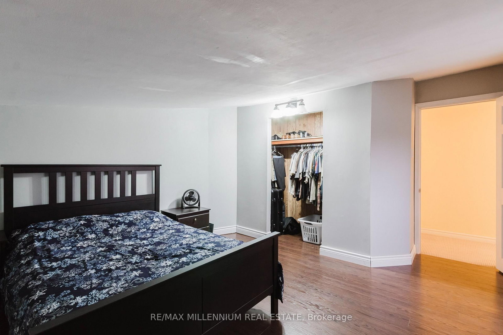 Detached House for sale at 50 East 33rd Street, Hamilton, Ontario, L8V 3T1 - Raleigh - MLS: X12769828