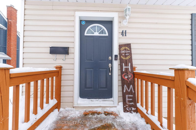 41 Mcdonald Ave, Thorold, L2V 3E5 | Image 2