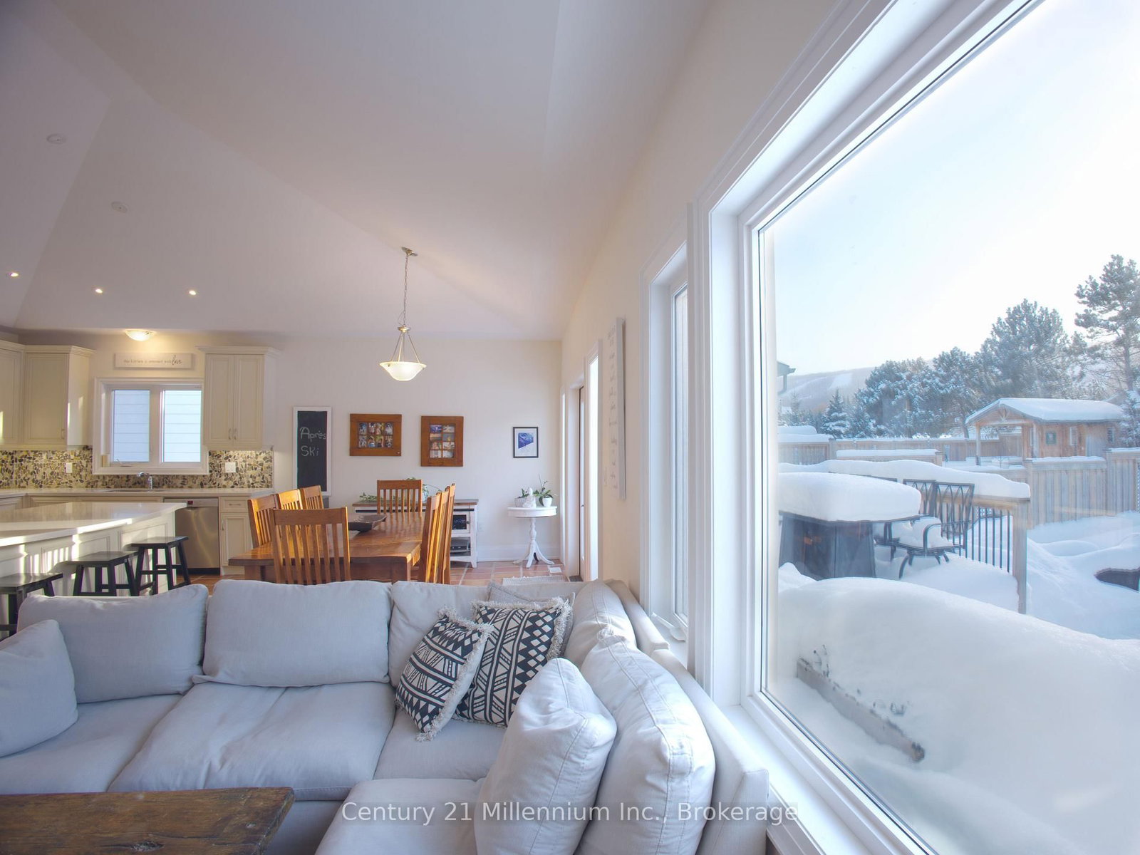 108 Creekwood Court - Photo 3