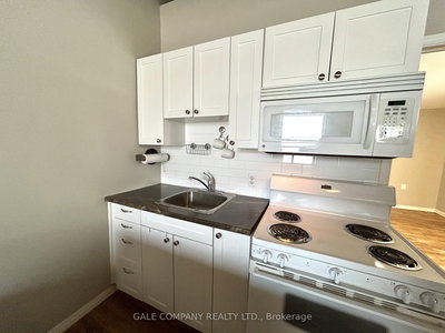 5-31 Bridge Street, Almonte, Ontario image-0-2