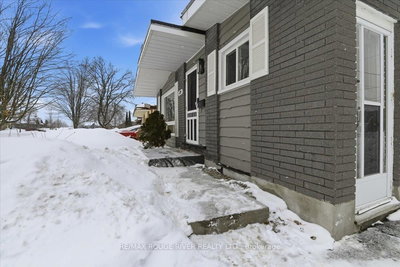 499 Raymond Street, Peterborough, Ontario image-0-1