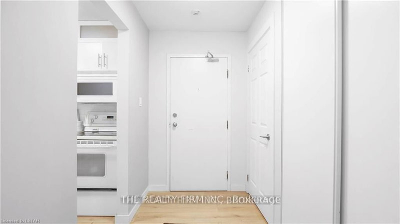 310 - 735 Deveron Cres, London South, N5Z 4X8 | Image 3